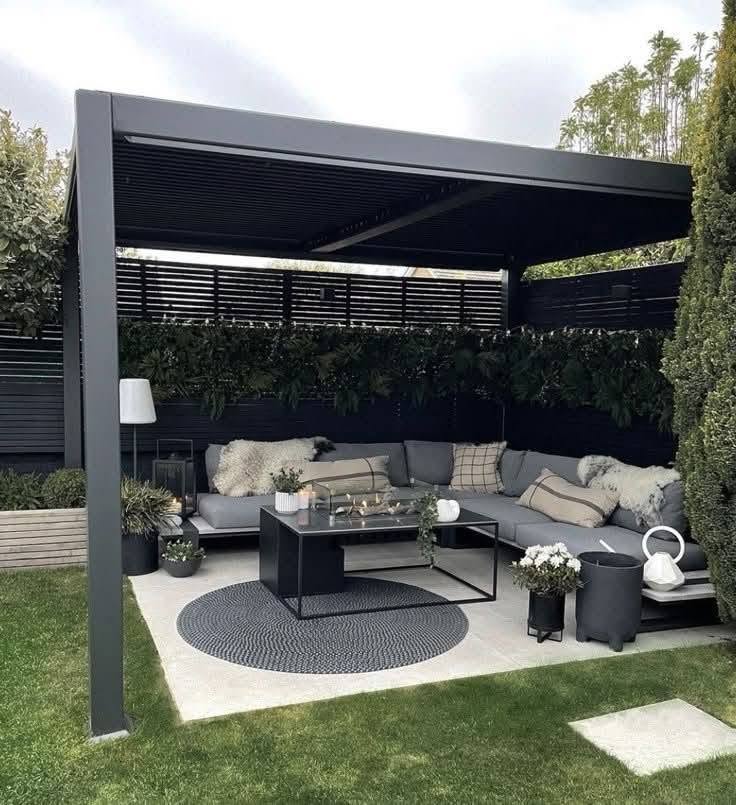 Villa con jardín privado en alquiler por días - El BuscaCasa